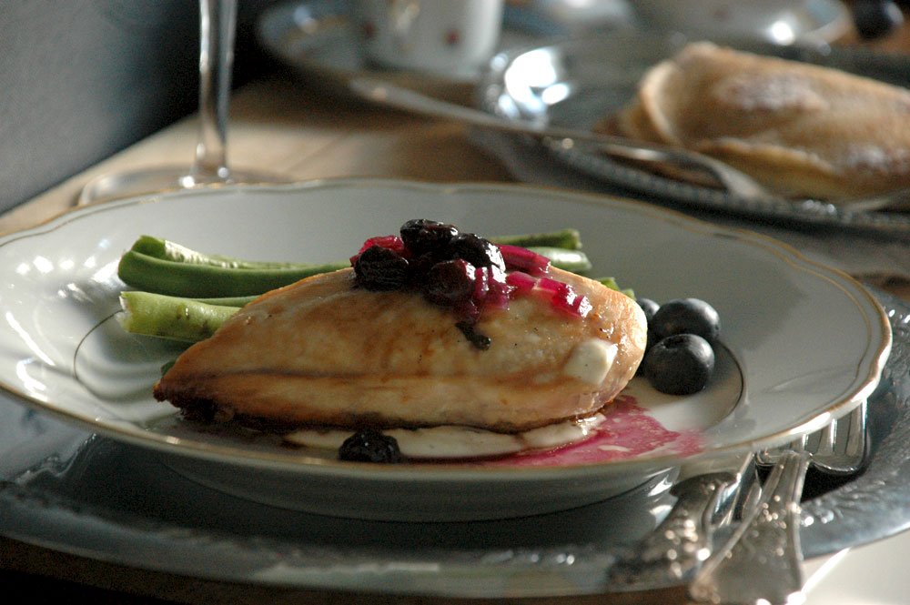 afonyascsirke nyito01